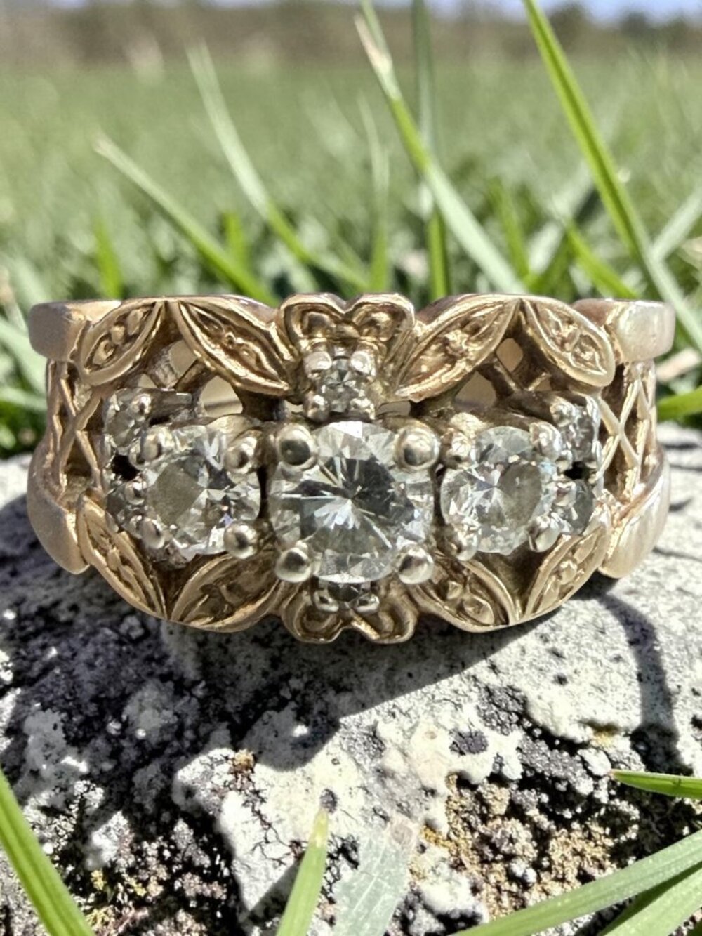 Vintage 14k Gold Three-Stone Diamond Lattice Ring